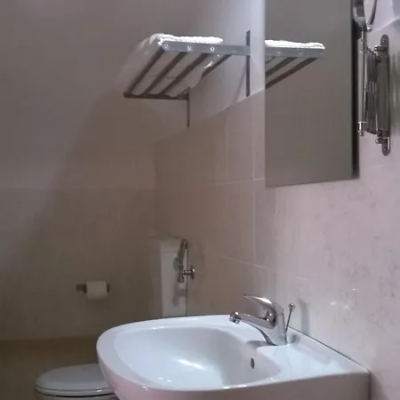 Dimora Del Sole Bed & Breakfast 3*