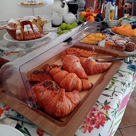 Dimora Del Sole Bed & Breakfast