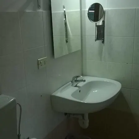 Dimora Del Sole Bed & Breakfast 3*